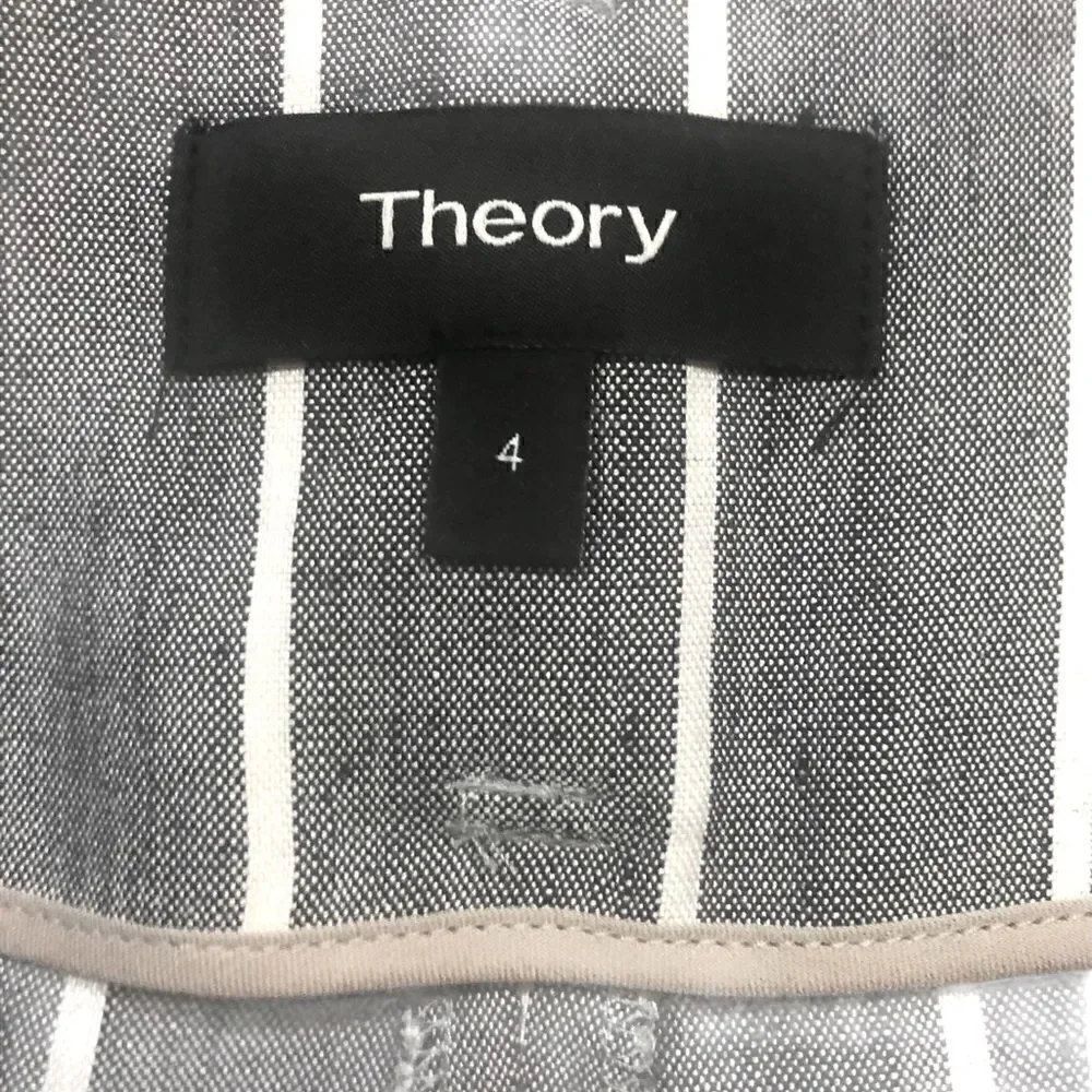 Women’s High Waisted Belted Theory Shorts. Size 4